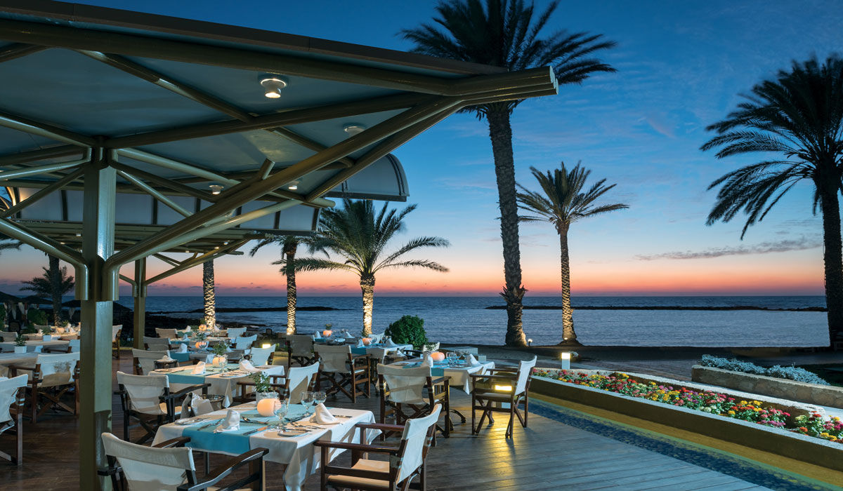 Constantinou Bros Pioneer Beach Paphos Restaurant photo